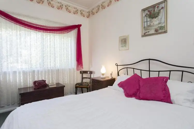 Fifth view of Homely house listing, 10 Barker St, California Gully VIC 3556