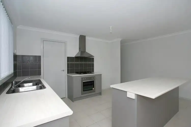 Fourth view of Homely house listing, 34 Merriwee Chase, Sandhurst VIC 3977