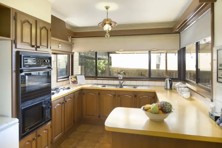 Third view of Homely house listing, 1 Bristol Court, Forest Hill VIC 3131