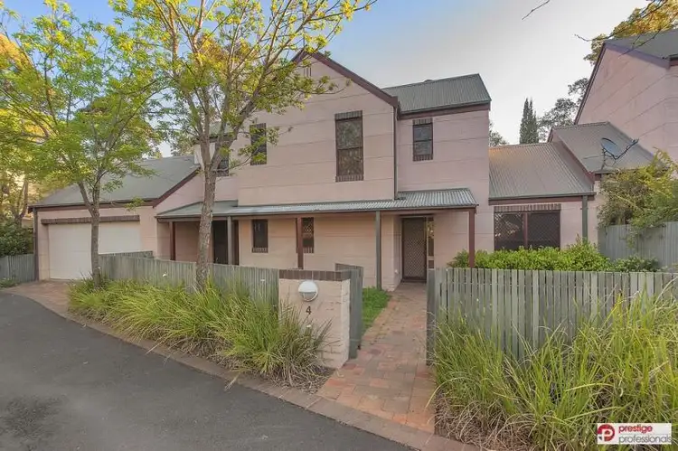 4/14 Provost Mews, Holsworthy NSW 2173