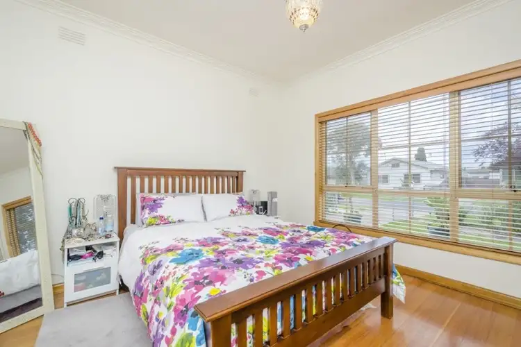 Fifth view of Homely house listing, 32 Corrigan Avenue, Brooklyn VIC 3012