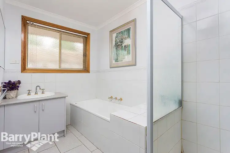 Sixth view of Homely house listing, 30 Graham Court, Altona Meadows VIC 3028