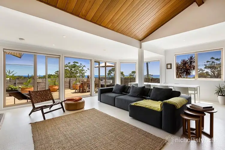 2 Volitans Avenue, Mount Eliza VIC 3930