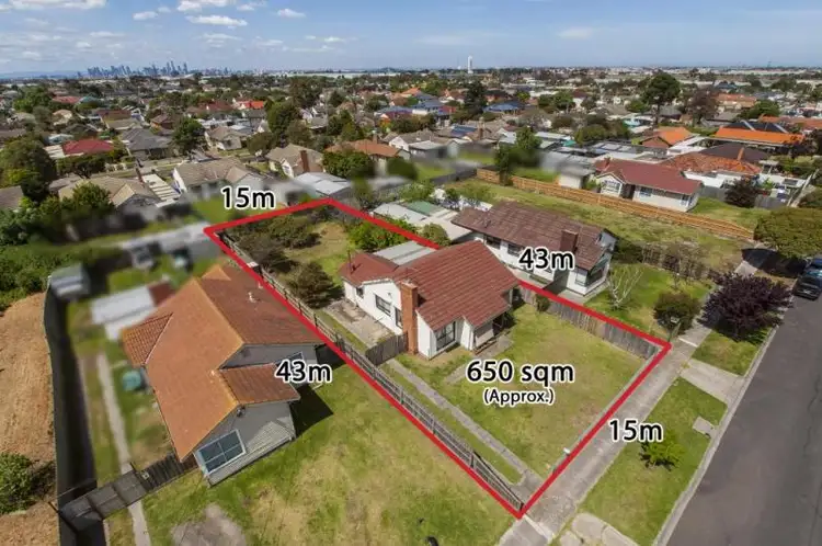 24 Marnoo Street, Braybrook VIC 3019