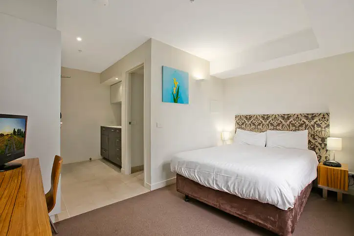 Main view of Homely apartment listing, 828/572 St Kilda Road, Melbourne VIC 3004