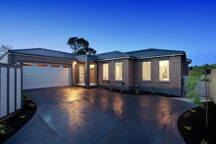 2/1 Pearwood Street, Ringwood VIC 3134