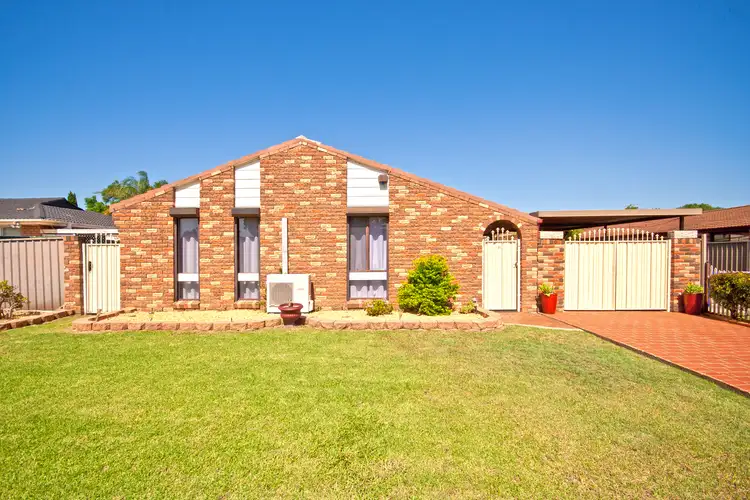 20 Palena Crescent, St Clair NSW 2759