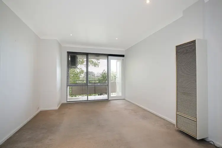 Third view of Homely apartment listing, 3/22 Walsh Street, Ormond VIC 3204