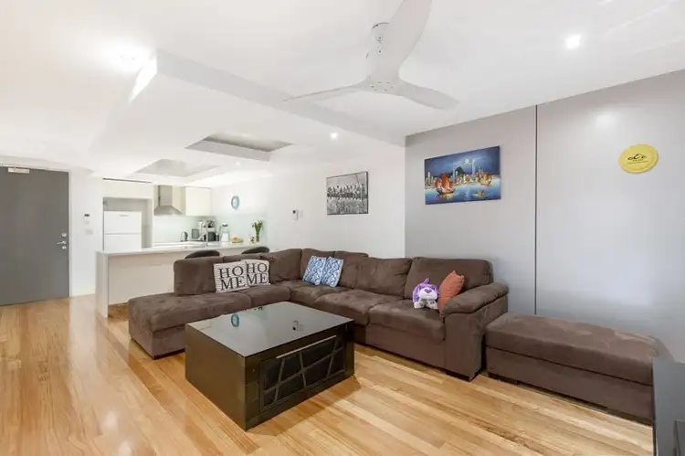 Third view of Homely apartment listing, 1/25 Nepean Highway, Aspendale VIC 3195