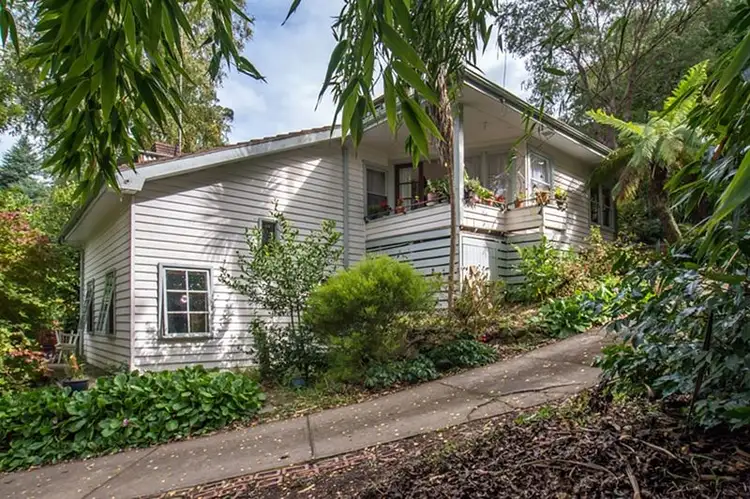 7 Helena Avenue, Kallista VIC 3791