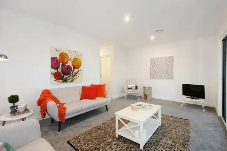 Fifth view of Homely house listing, 10 Summit Crescent, Ringwood North VIC 3134