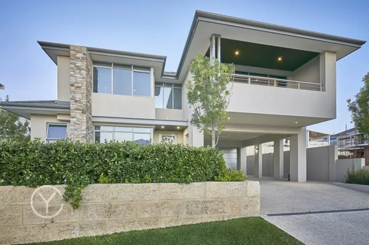 14 Hydaspe Vista, North Coogee WA 6163