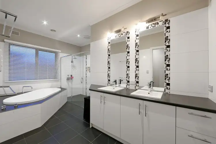 Fifth view of Homely house listing, 3 Clayden Rise, Lysterfield VIC 3156
