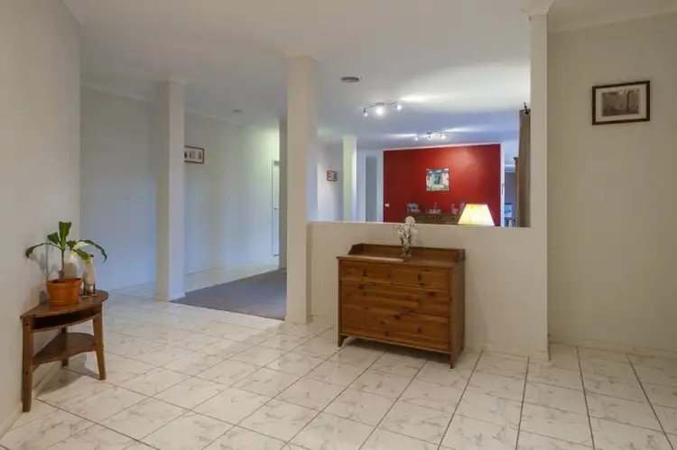 Fifth view of Homely house listing, 4 Merlot Grove, Sunbury VIC 3429