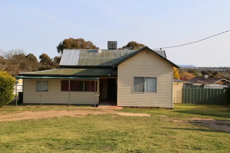 13 Comerford Street, Cowra NSW 2794