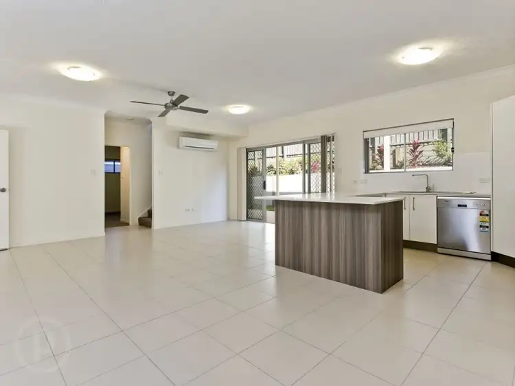 Main view of Homely unit listing, 1/14 Yaralla Street, Chermside QLD 4032