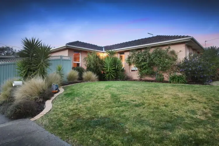 57 Wolverton Drive, Gladstone Park VIC 3043