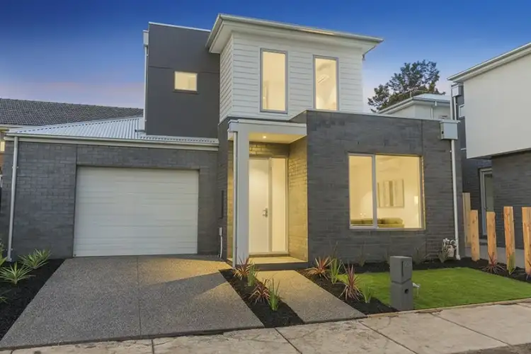 1/2A Waiora Parade, West Footscray VIC 3012