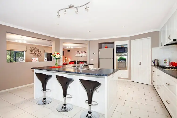 24 Golden Elm Court, Kilmore VIC 3764