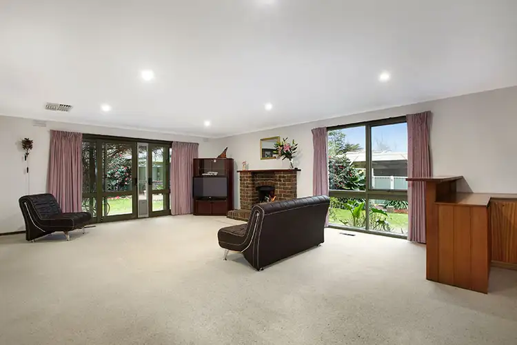 Sixth view of Homely house listing, 7 Larool Close, Doncaster East VIC 3109