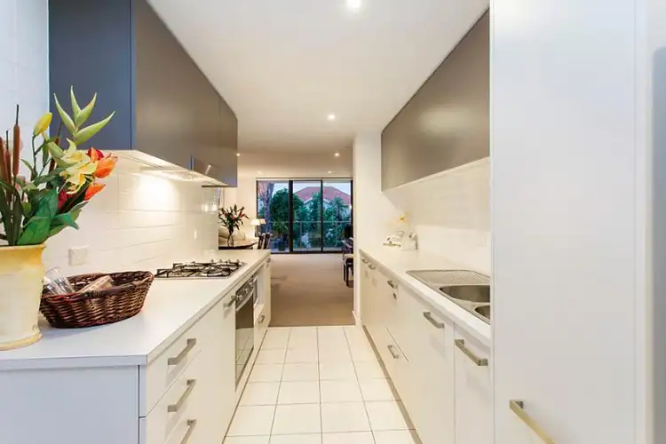 Fourth view of Homely apartment listing, 4/153 Beach Street, Port Melbourne VIC 3207