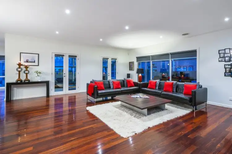 Fifth view of Homely house listing, 10 Mayfin Court, Sunbury VIC 3429