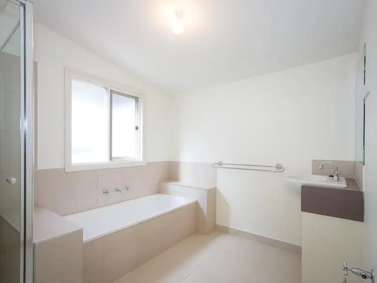 Sixth view of Homely unit listing, 1/7 Pohlman Street, Kyneton VIC 3444