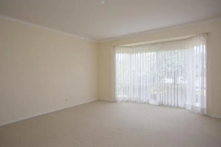 Fifth view of Homely house listing, 5 Joanna Court, Strathdale VIC 3550