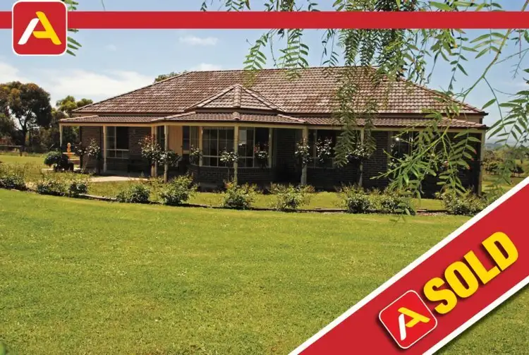 132 Robertsons Road, Bolwarra VIC 3305