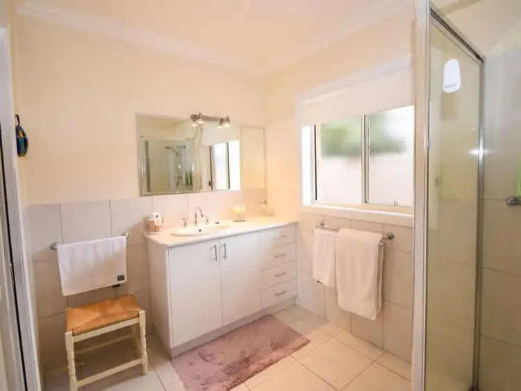 Seventh view of Homely house listing, 10 Sturt Court, Wangaratta VIC 3677
