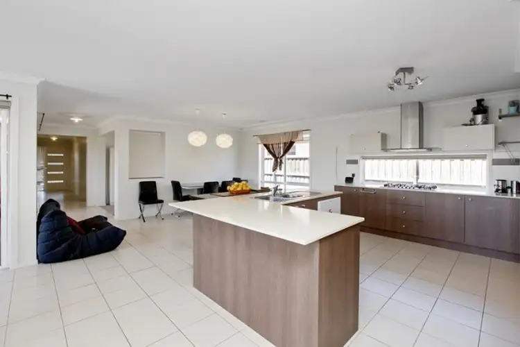 Fifth view of Homely house listing, 40 Isabella Way, Tarneit VIC 3029