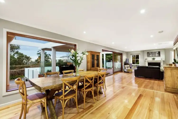 Sixth view of Homely house listing, 3 Glen Shian Crescent, Mount Eliza VIC 3930