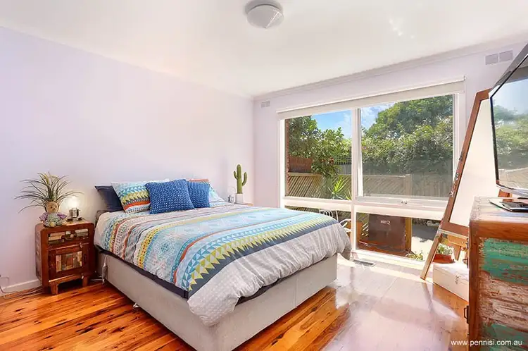 Third view of Homely villa listing, 4/6 Ballater Street, Essendon VIC 3040