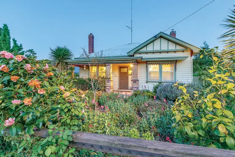 1113 Geelong Road, Mount Clear VIC 3350