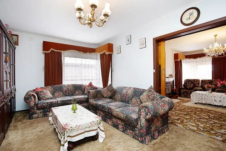 Second view of Homely house listing, 34 Kingsway Drive, Lalor VIC 3075