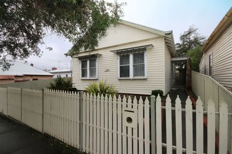 501 Bond Street, Golden Point VIC 3350