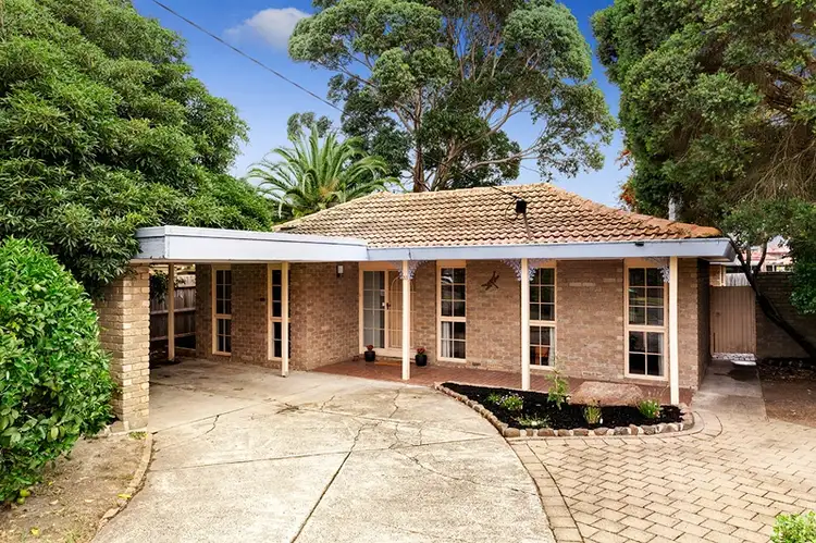 33 Worthing Avenue, Burwood East VIC 3151