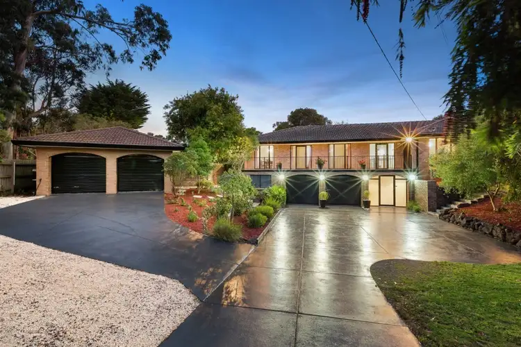 15 Bright Crescent, Mount Eliza VIC 3930