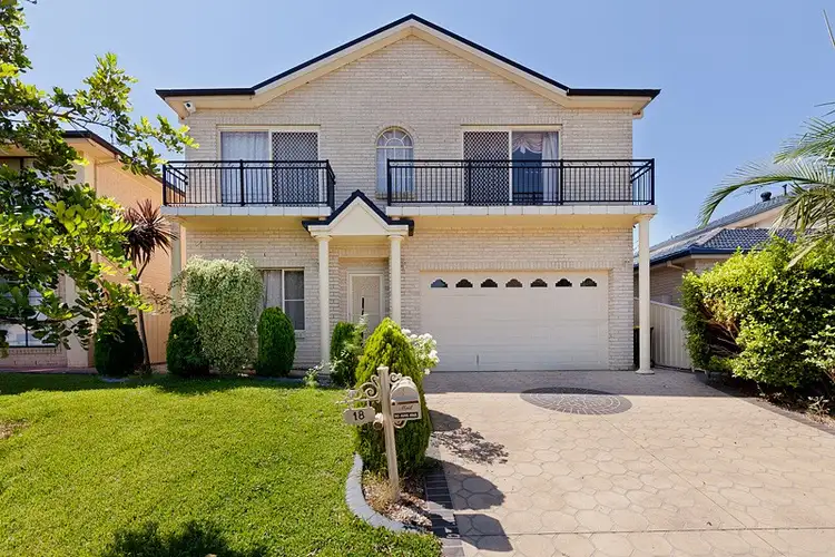 18 Lakewood Terrace, Glenmore Park NSW 2745