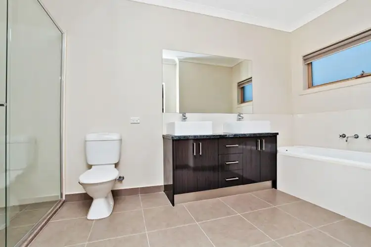Fifth view of Homely house listing, 8 Spiteri Place, Truganina VIC 3029