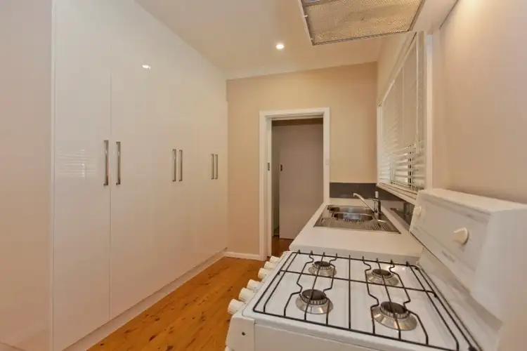 Second view of Homely house listing, 940 Calimo Street, North Albury NSW 2640