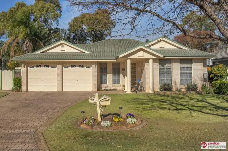 23 Tweed Court, Wattle Grove NSW 2173