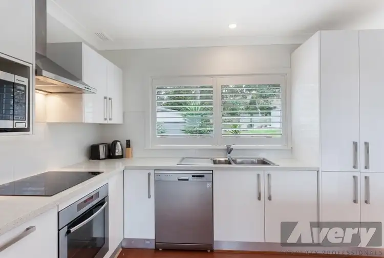 Fourth view of Homely house listing, 37 Carlisle Row, Fishing Point NSW 2283