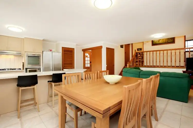 Fourth view of Homely house listing, 5 Davidson Court, Attwood VIC 3049