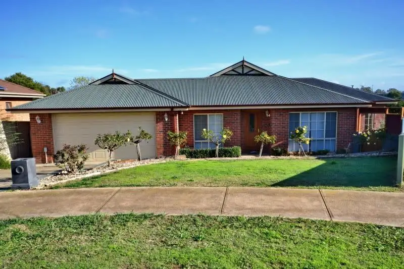 Main view of Homely house listing, 11 Kent Court, Mansfield VIC 3722