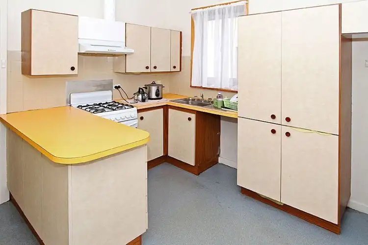 Fourth view of Homely house listing, 5 Kyneton Avenue, Reservoir VIC 3073