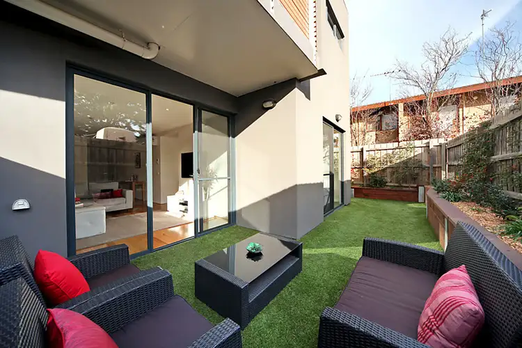 Fourth view of Homely apartment listing, 4/9-10 Railway Parade, Murrumbeena VIC 3163