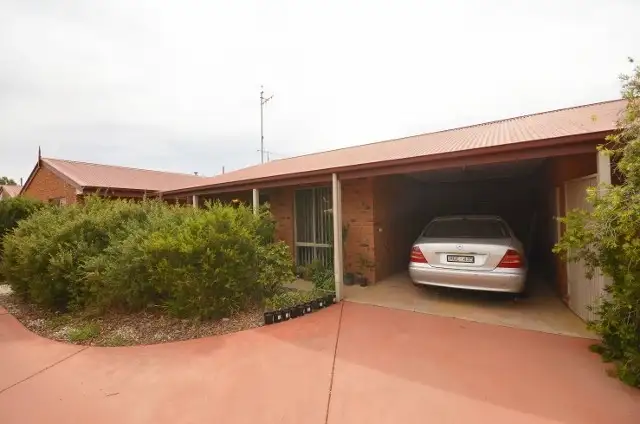 Main view of Homely unit listing, 2/8 Council Street, Moama NSW 2731