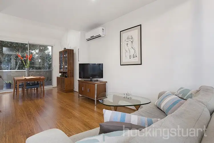 Fifth view of Homely unit listing, 2/300 Como Parade West, Parkdale VIC 3195