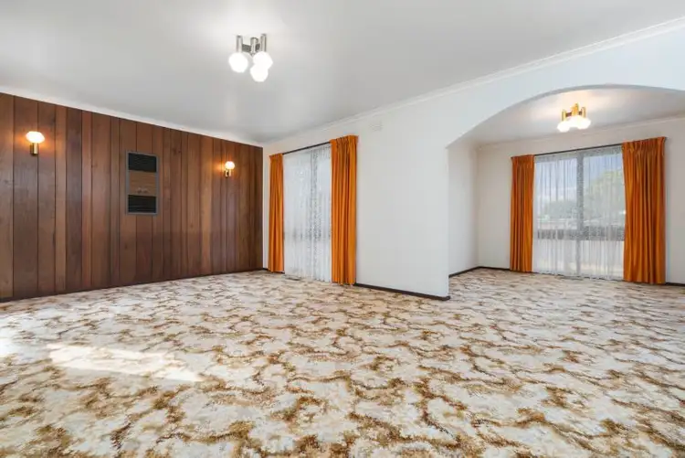 Fourth view of Homely house listing, 10 Leeds Road, Mount Waverley VIC 3149